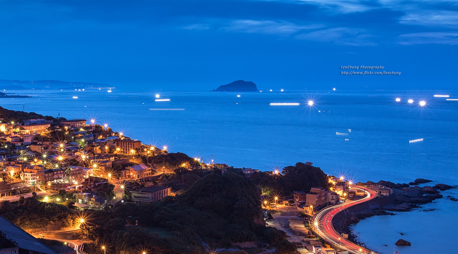 Shuinandong, New Taipei City, Taiwan 1600 x 988